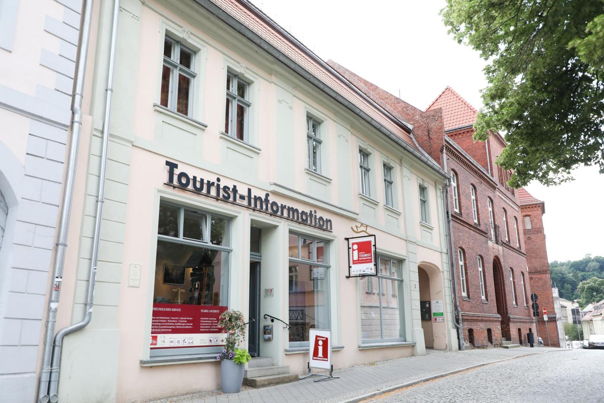 Kl. Fontane Ferienwohnung Bad Freienwalde Direkt Am Markt Екстериор снимка
